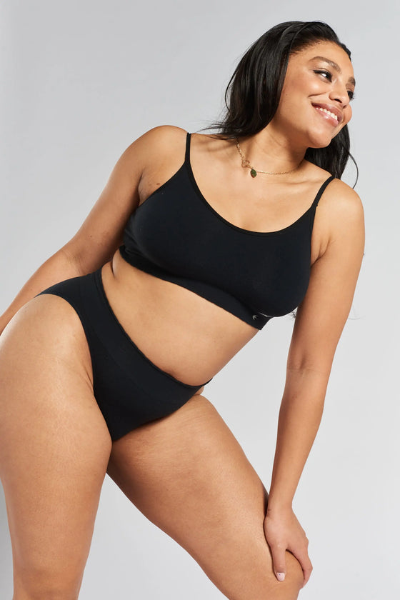 Acacia Seamless Stretch-Bamboo Bralette - Volcanic Black Peachaus