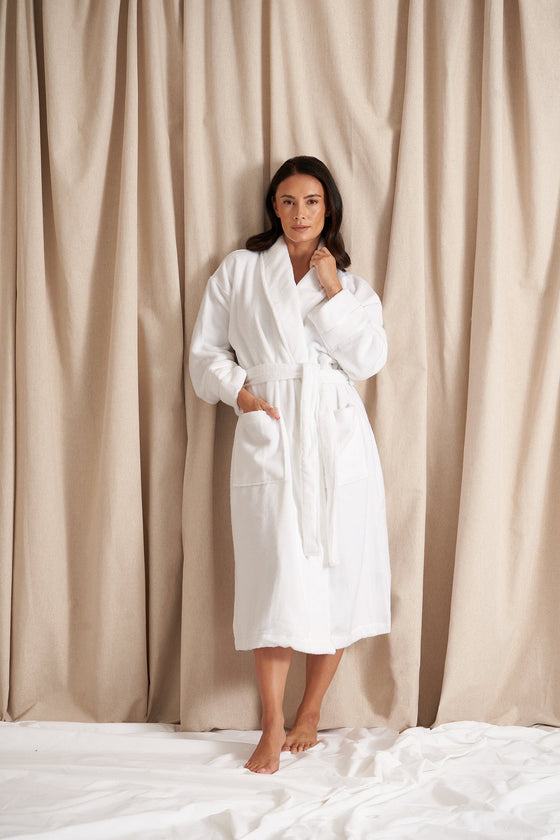 Bamboo Towelling Robe in Cloud White