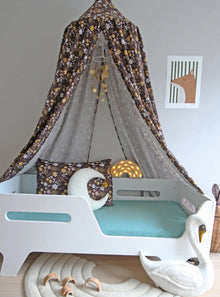  Night Garden Bed Canopy