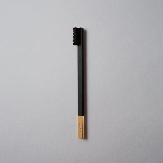 Black Gold Toothbrush APRIORI