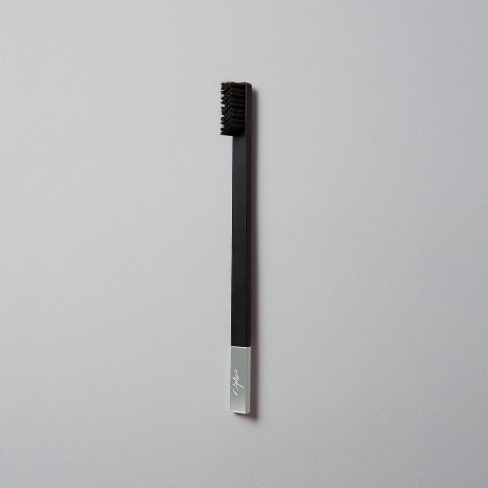 Black Silver Toothbrush APRIORI