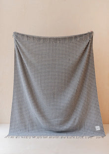  Charcoal Star Houndstooth Cashmere Blanket