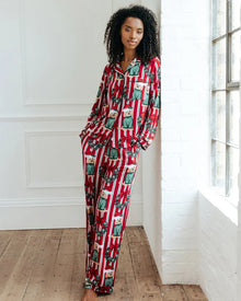  Christmas Dog & Wreath Print Women's Long Pyjama Set Chelsea Peers