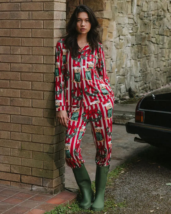 Christmas Dog & Wreath Print Women's Long Pyjama Set Chelsea Peers