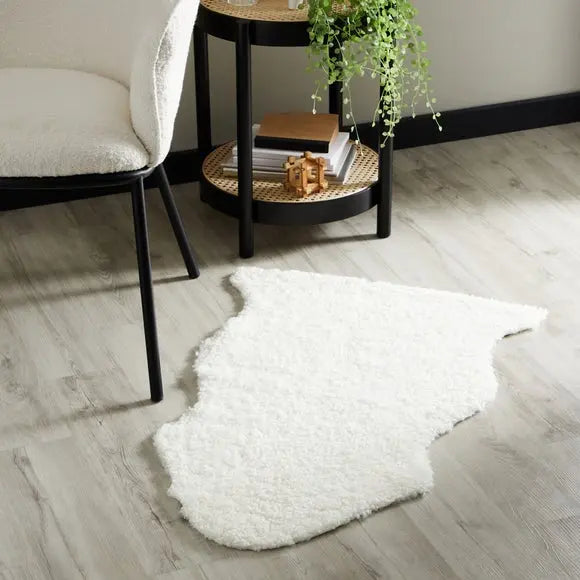 Curly Single Sheepskin Rug Dunelm