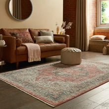  Dahria Traditional Rug Dunelm