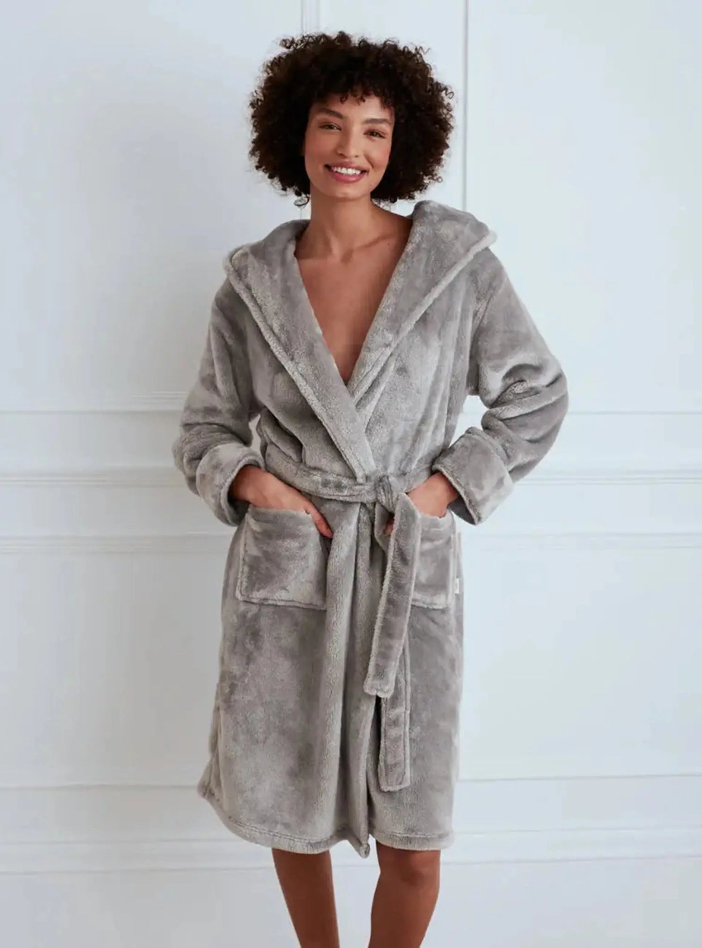 Grey Fleece Dressing Gown Chelsea Peers