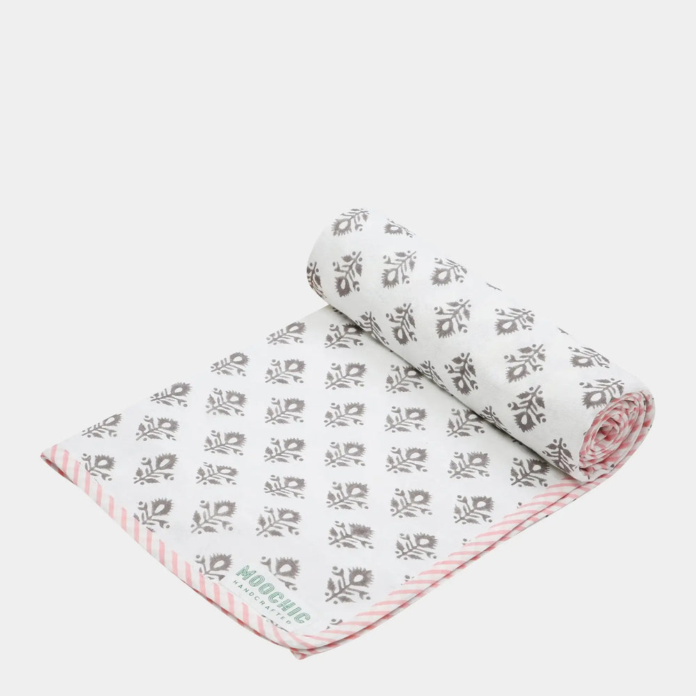 Keya Muslin Blanket Moochic