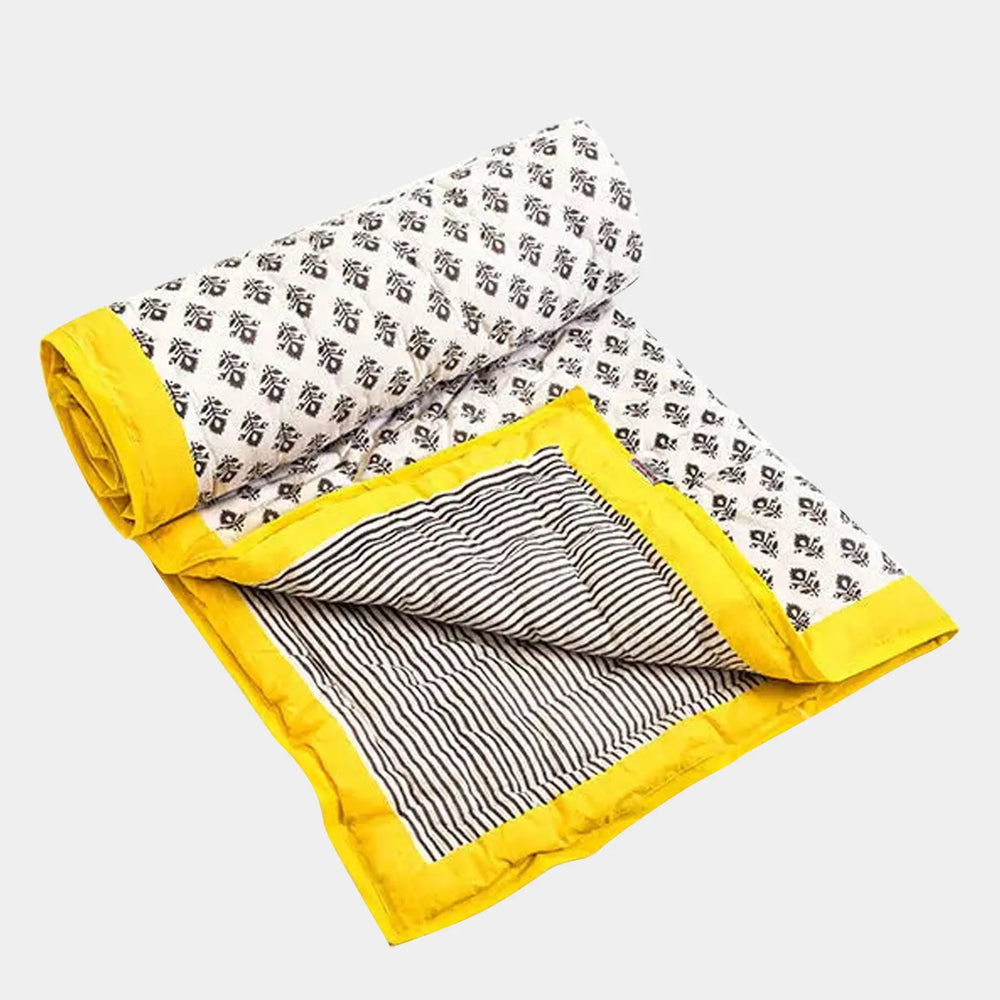 Keya and Yellow Quilted Blanket Moochic