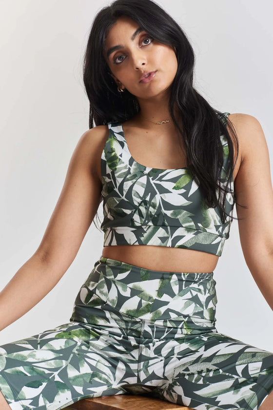 Kiku Recycled Performance Cropped Top - Leaf Print Peachaus