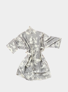 Kimono Silk Robe - Grey With White Foliage