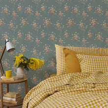  Laurel Green Daisy Bouquet Wallpaper Piglet