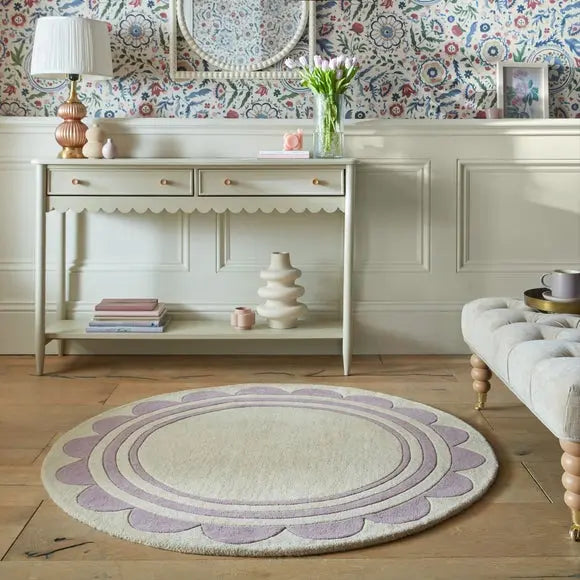 Lois Scallop Border Wool Circle Rug Dunelm