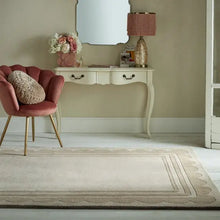  Lois Scallop Border Wool Rug Dunelm