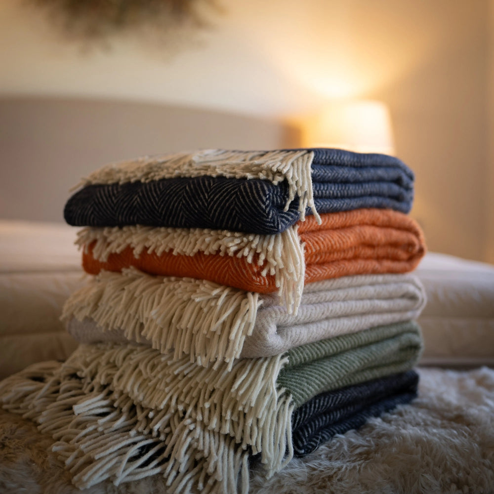 Luxury Pure Wool Throw Floks