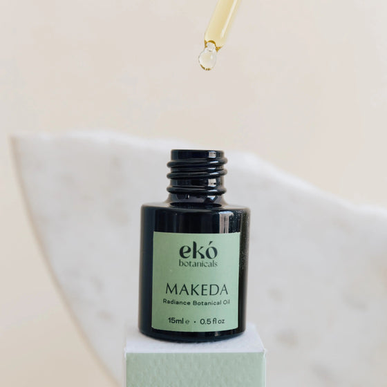 Radiance Ageless Botanical Oil MAKEDA EKO BOTANICALS