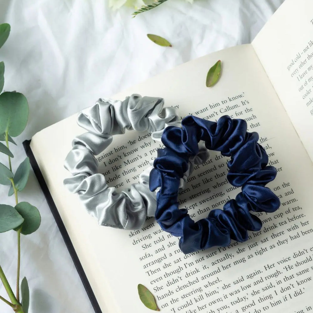 Mulberry Silk Classic Scrunchie in Silver Grey/Navy Liv Lindley Silk Studio