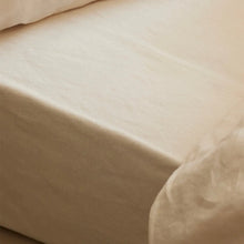  Pearl Linen Blend Fitted Sheet Piglet