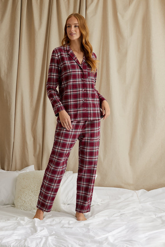 Plaid Pyjama Set in Bordeaux