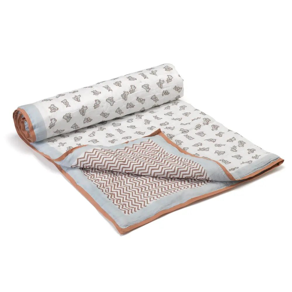 Rabbit Quilted Blanket Moochic