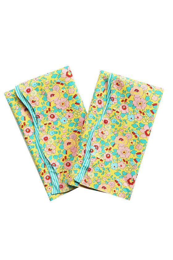 Reversible Wavy Napkin Set Made With Liberty Fabric BETSY & ELEMENTS Coco & Wolf