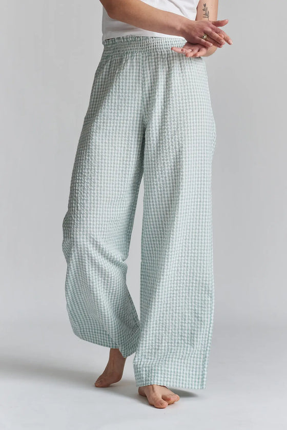 Robinia Ethical-Cotton Wide-Leg Trousers - Fjordland Green Peachaus