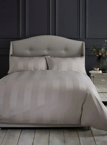  Silentnight Wide Sateen Stripe Duvet Set - Champagne