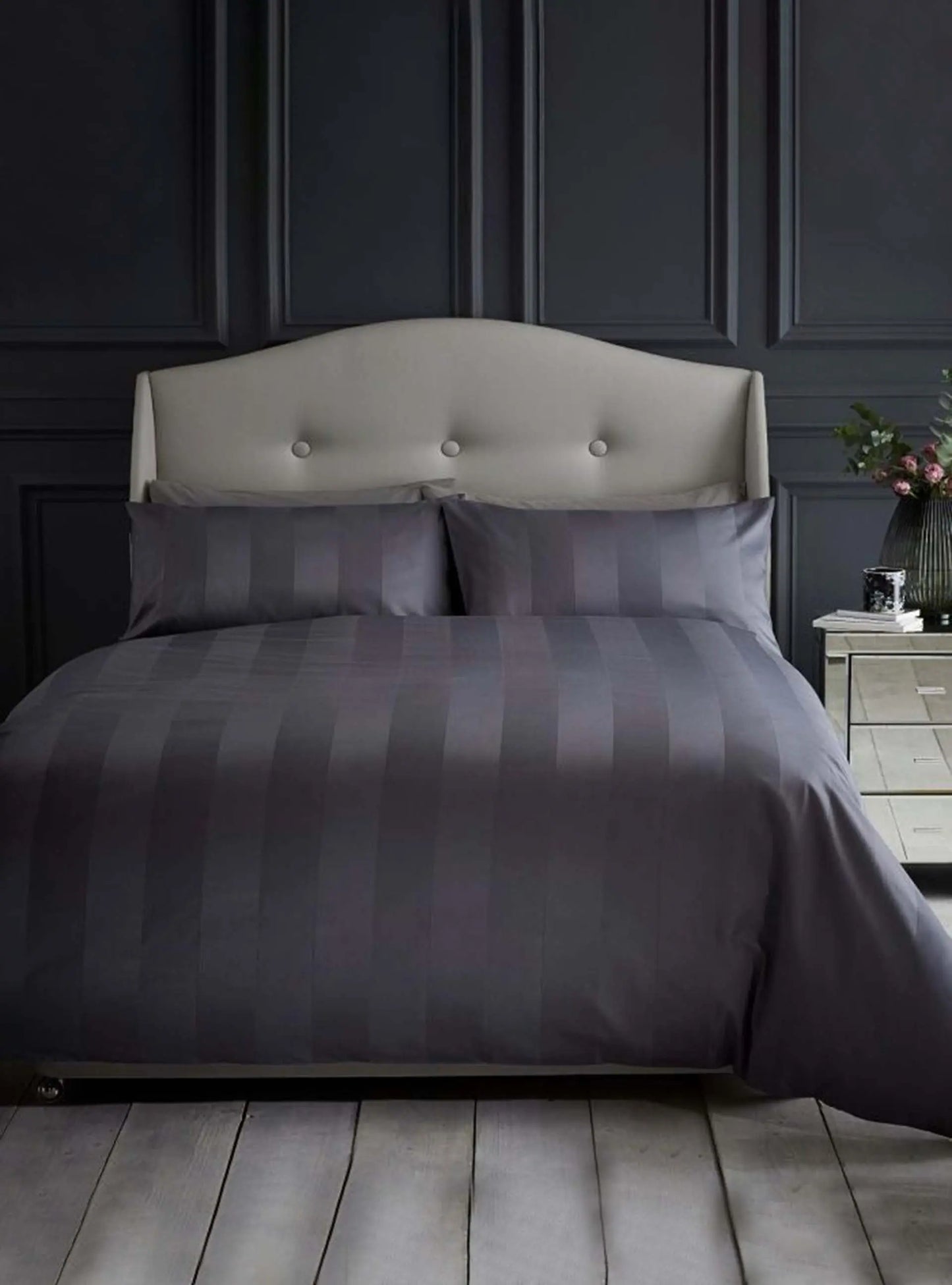 Silentnight Wide Sateen Stripe Duvet Set - Charcoal Silentnight