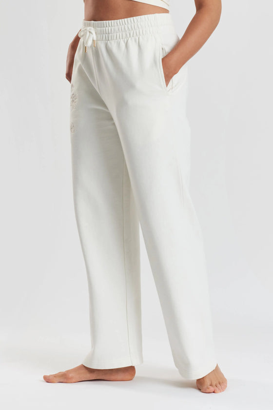 Sitka Blossom-Embroidered Ethical-Cotton Joggers - Moonlight White Peachaus