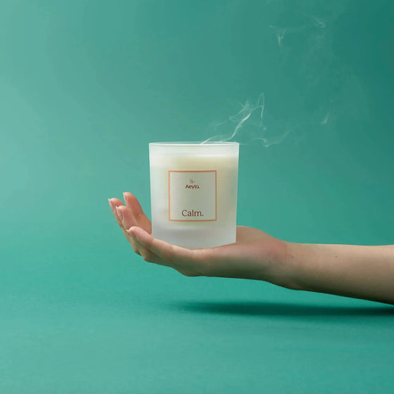 The Calm Candle - 220g Aeyla