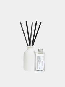  Tobacco & Vanilla Ceramic Reed Diffuser - 100ml Helm London