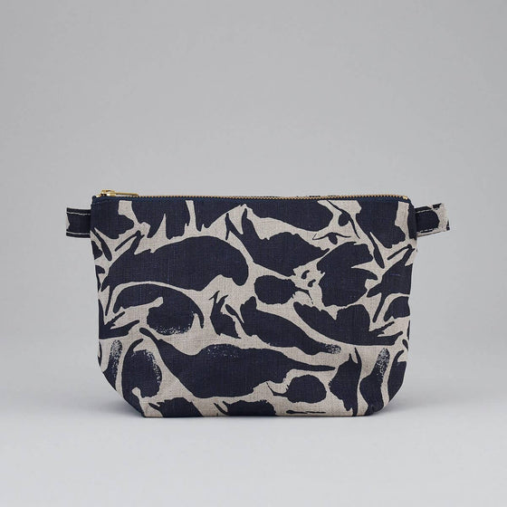 Toiletry Bag - 100% Linen: Printed Navy Creatures / Small Blasta Henriet