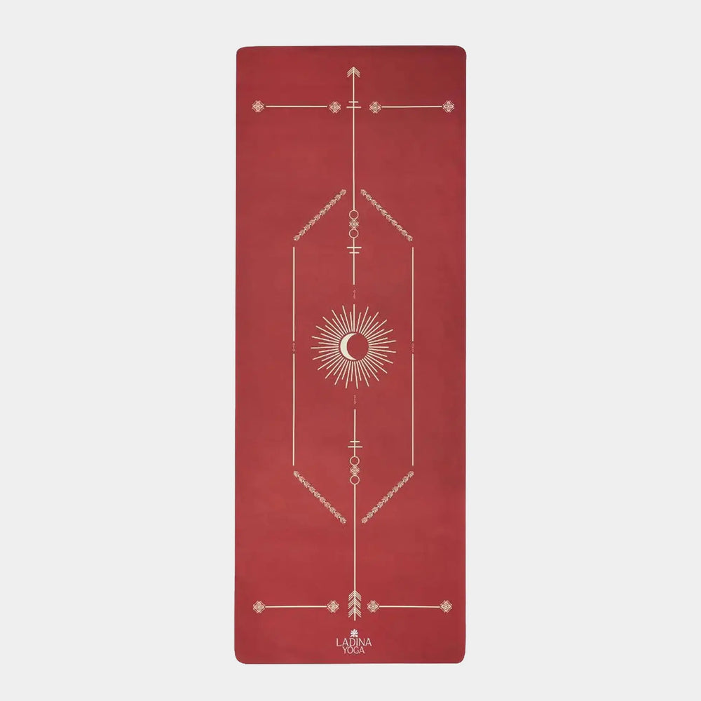 Warrior Red Velvet - Sustainable Yoga Mat Ladina Yoga