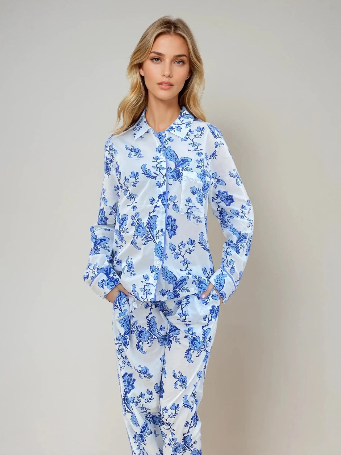 White/Blue Women's Long Sleeve Pyjama - St Ignacio AMOKA DALO