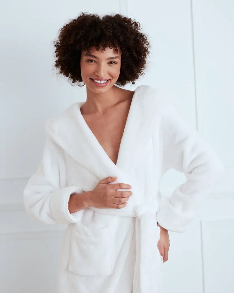 White Fleece Dressing Gown Chelsea Peers