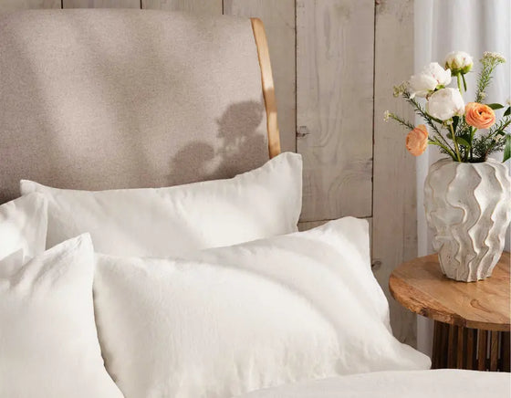 White Linen Bedding Scooms