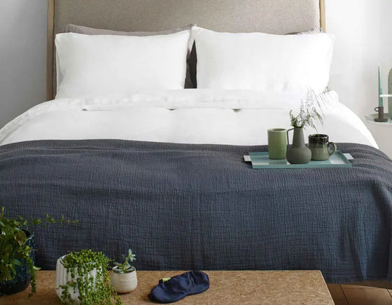 White Linen Bedding Scooms