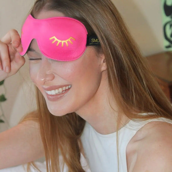 Wink Bright Pink Contoured 3D Blackout Sleep Mask SMUG