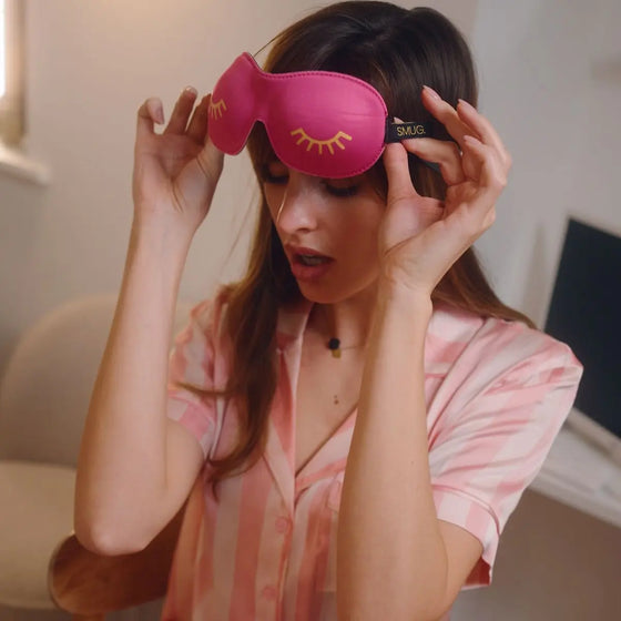 Wink Bright Pink Contoured 3D Blackout Sleep Mask SMUG