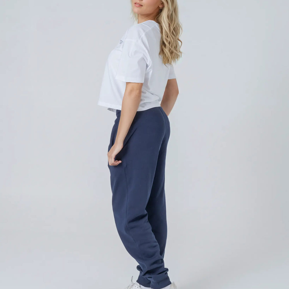 Womens Organic Cotton Relaxed-Fit Joggers in Cloud Grey Marl hewn.