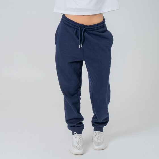 Womens Organic Cotton Relaxed-Fit Joggers in Cloud Grey Marl hewn.