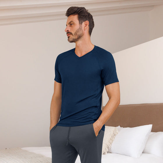 T-Shirt V-Neck — NATTWELL™